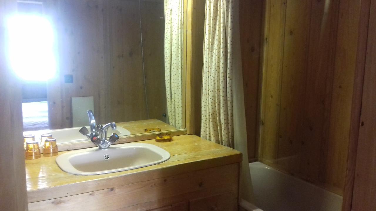 Authentic 2 Bedroom Apartment *